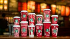 starbucks-red-paper-cups